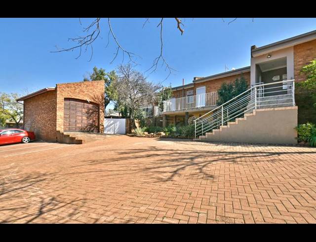 OFFICE FOR SALE IN GLENVISTA